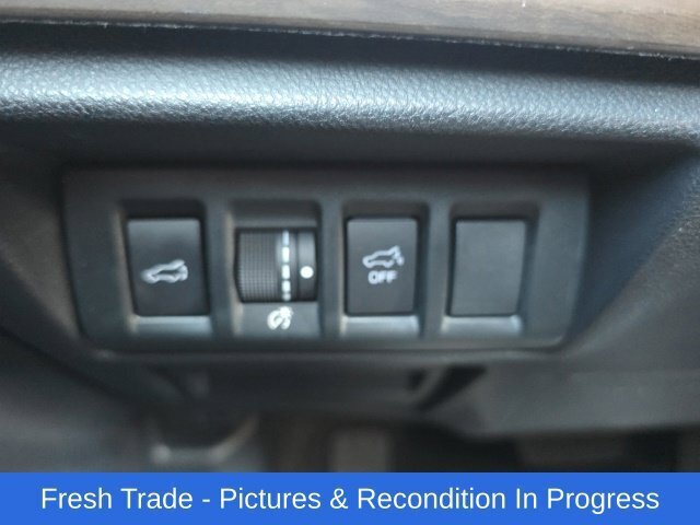 Used 2021 Subaru Outback Limited AWD/4WD image 17