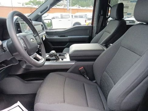 New 2026 Ford F150 XLT w/ Equipment Group 302A MID AWD/4WD image 15
