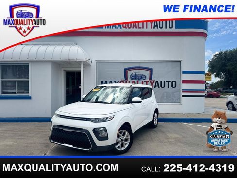 Used 2022 Kia Soul LX w/ Technology Package FWD image 1