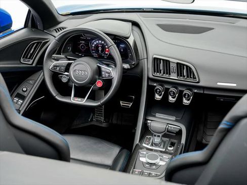 Used 2020 Audi R8 V10 AWD/4WD image 17