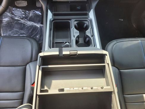 New 2025 Ford F350 Platinum w/ Tremor Off-Road Package AWD/4WD image 20