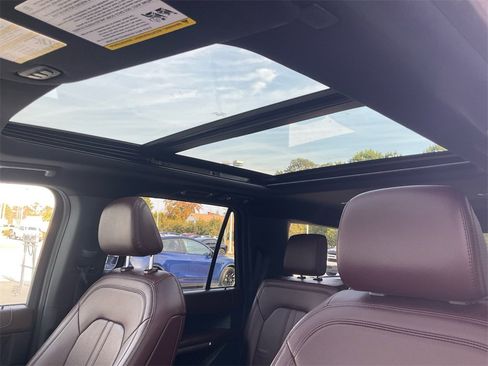 Used 2023 Ford Expedition Max Limited image 23