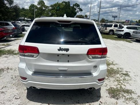 Used 2019 Jeep Grand Cherokee Overland RWD image 18