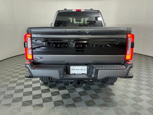 Used 2026 Ford F250 Platinum AWD/4WD image 6