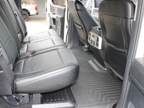 Used 2018 Ford F250 Lariat w/ Lariat Ultimate Package image 14