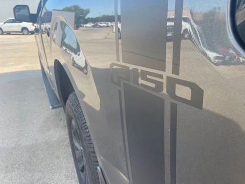 Used 2017 Ford F150 XL w/ Equipment Group 101A Mid RWD image 5