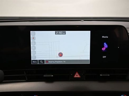 Used 2025 Kia Sportage EX image 10