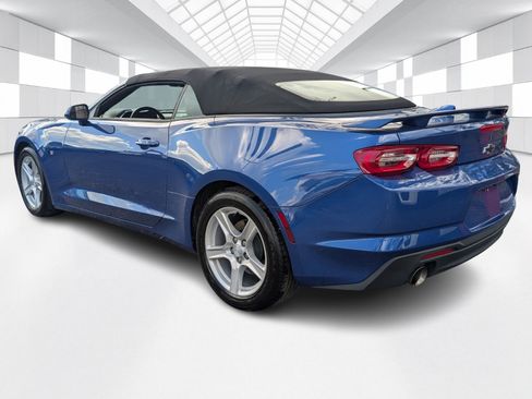 Used 2024 Chevrolet Camaro LT w/ Technology Package image 5