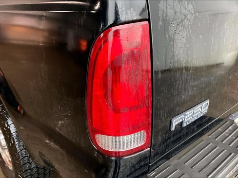 Used 2001 Ford F250 Lariat RWD image 14