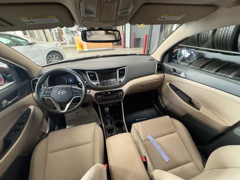 Used 2017 Hyundai Tucson Sport w/ Cargo Package image 12