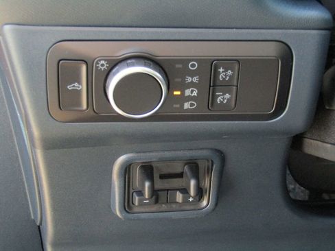 New 2026 Ford Maverick Lariat AWD/4WD image 18