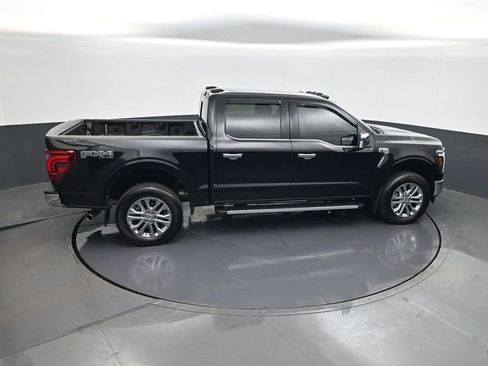 Used 2024 Ford F150 Lariat w/ FX4 Off-Road Package image 18