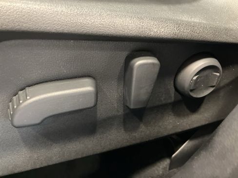 Used 2023 Subaru Forester Limited image 13