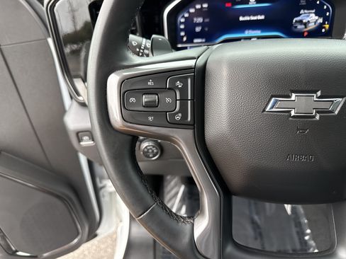 Used 2024 Chevrolet Silverado 1500 ZR2 w/ Technology Package AWD/4WD image 4