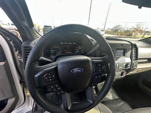 Used 2018 Ford F150 XL w/ Equipment Group 101A Mid image 12