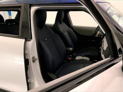 Certified 2025 MINI Cooper S image 6