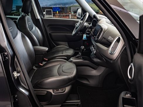 Used 2019 FIAT 500L Lounge w/ Graphite Edition image 20