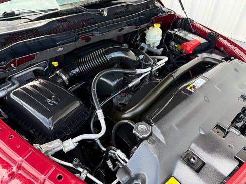 Used 2013 RAM 1500 Express RWD image 9