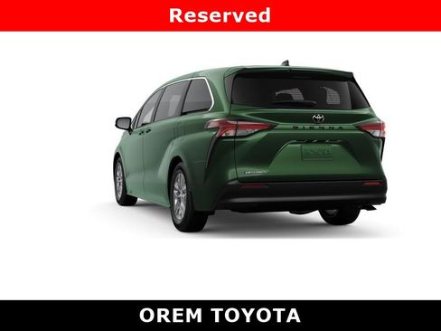 New 2026 Toyota Sienna LE image 7