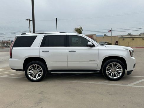 Used 2017 GMC Yukon Denali w/ Open Road Package image 6
