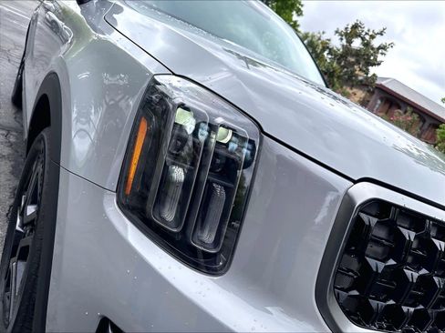 Used 2023 Kia Telluride EX X-Line AWD/4WD image 32