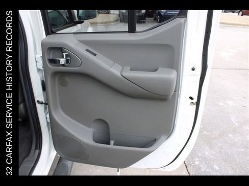 Used 2019 Nissan Frontier SL AWD/4WD image 21