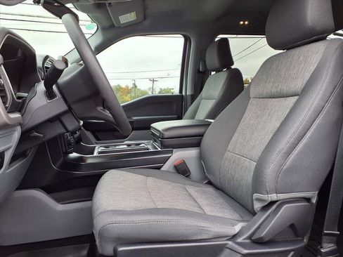 Used 2023 Ford F150 XL w/ Trailer Tow Package image 13