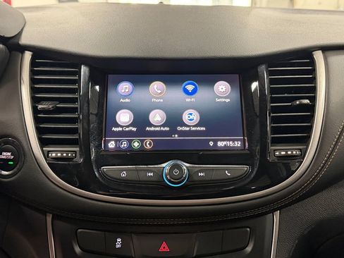 Used 2019 Chevrolet Trax LT w/ Driver Confidence Package FWD image 34