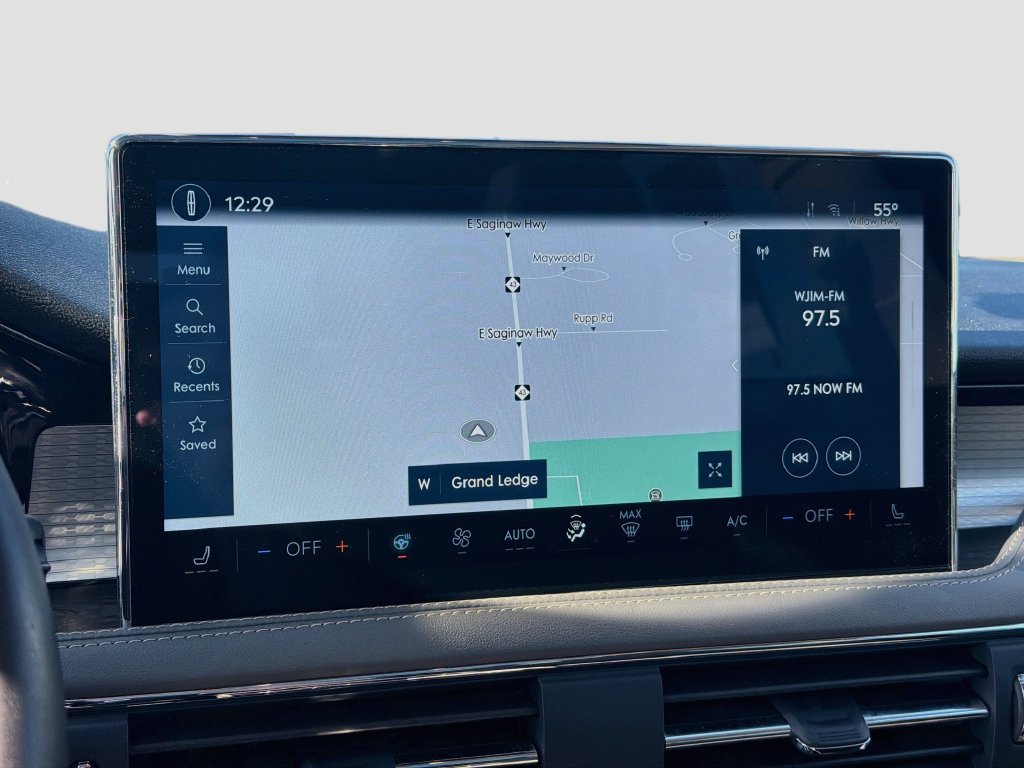 Used 2023 Lincoln Corsair AWD w/ Equipment Group 101A image 15