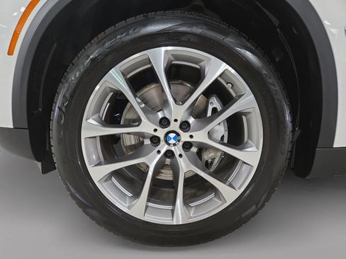 Used 2026 BMW X5 xDrive40i w/ Climate Comfort Package AWD/4WD image 9