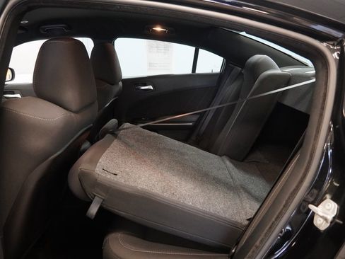 Used 2018 Dodge Charger R/T Scat Pack image 25