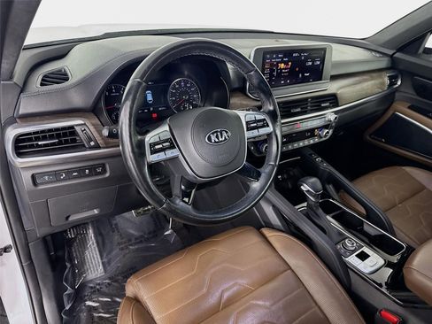 Used 2021 Kia Telluride SX w/ SX Prestige Package AWD/4WD image 9