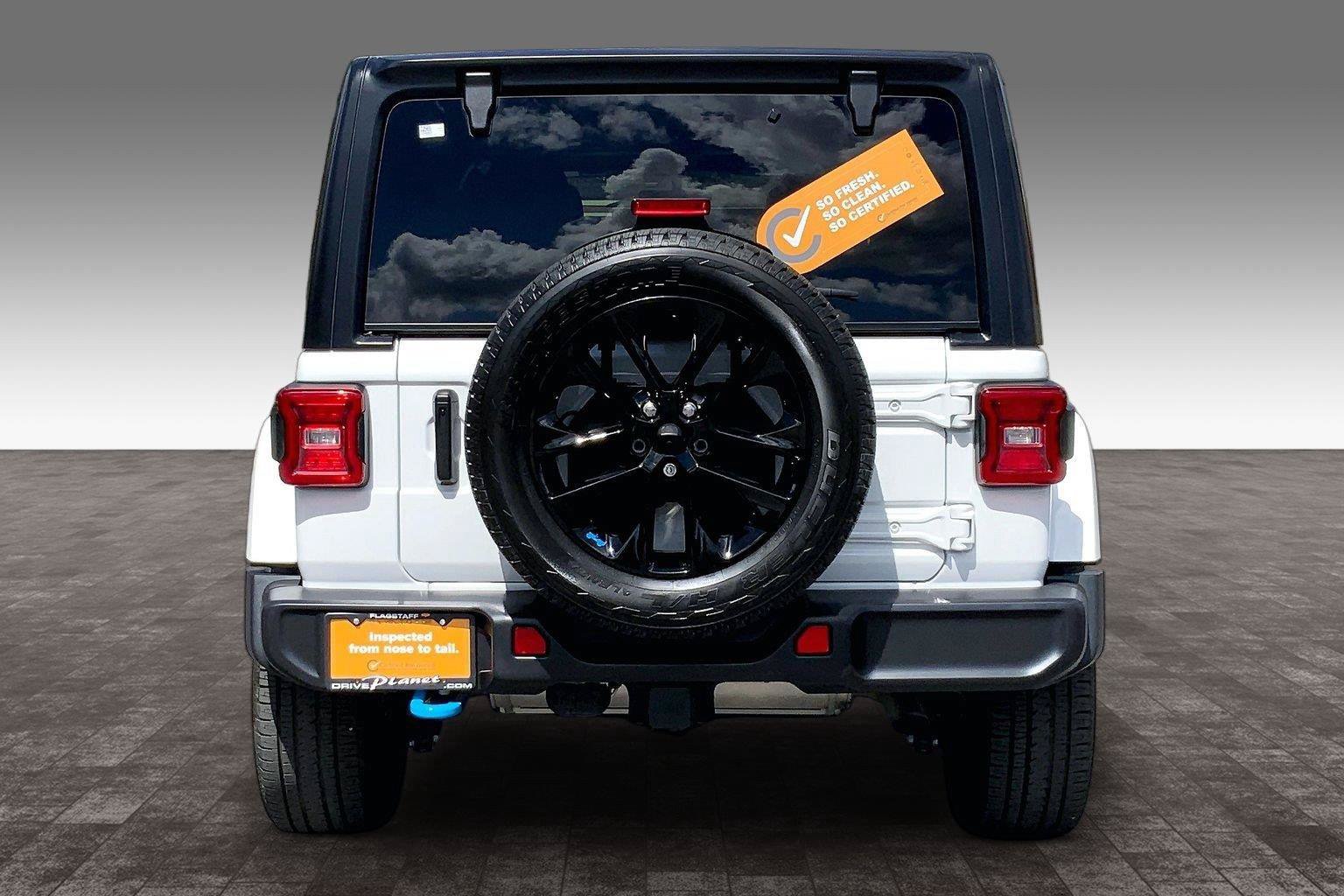 Certified 2023 Jeep Wrangler Unlimited Sahara w/ Cold Weather Group AWD/4WD image 4