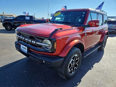 Used 2024 Ford Bronco Outer Banks image 12