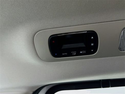 Certified 2025 Honda Odyssey Elite image 33