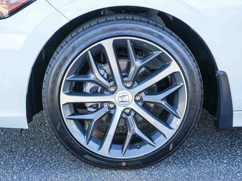 Used 2024 Honda Civic Touring image 13