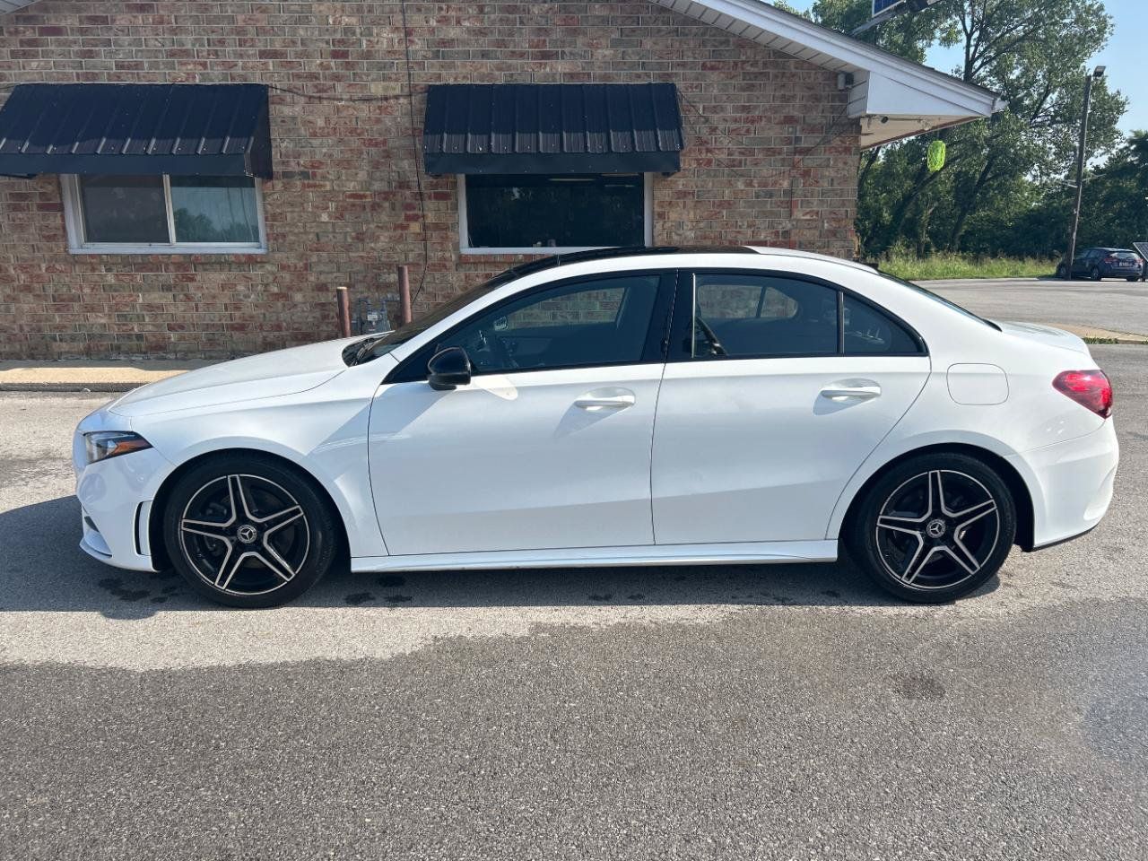 Used 2019 Mercedes-Benz A 220 4MATIC image 10