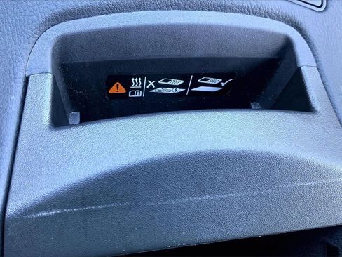 Used 2025 Cadillac XT5 Sportv image 34