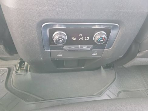 Used 2022 Chevrolet Tahoe RST RWD image 22
