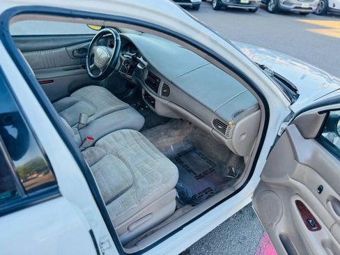 Used 2005 Buick Century Custom FWD image 11