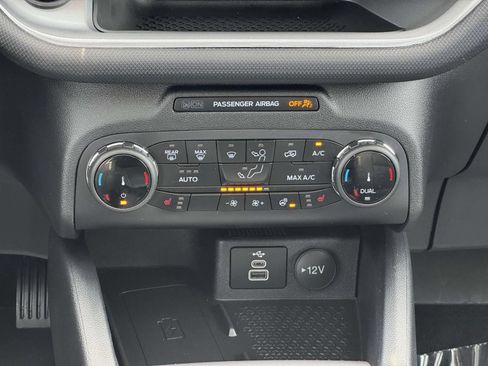 Used 2024 Ford Bronco Sport Outer Banks w/ Tech Package AWD/4WD image 13