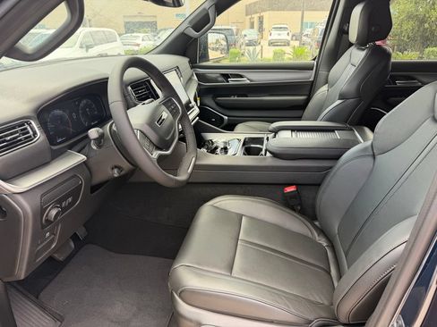 New 2026 Jeep Grand Wagoneer 4WD image 12