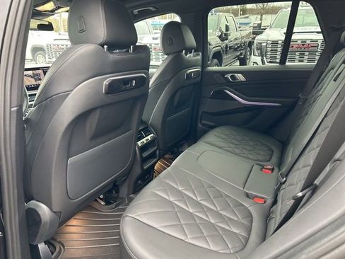 Used 2025 BMW X5 xDrive40i w/ Premium Package image 28