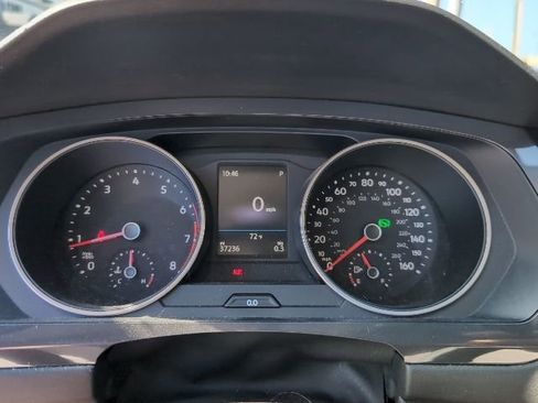 Used 2019 Volkswagen Tiguan SE image 12