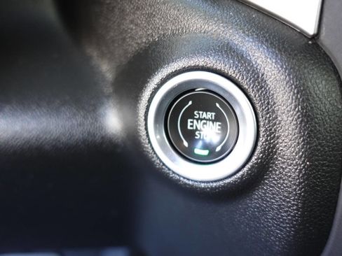 Used 2024 Chevrolet Silverado 1500 Custom image 40