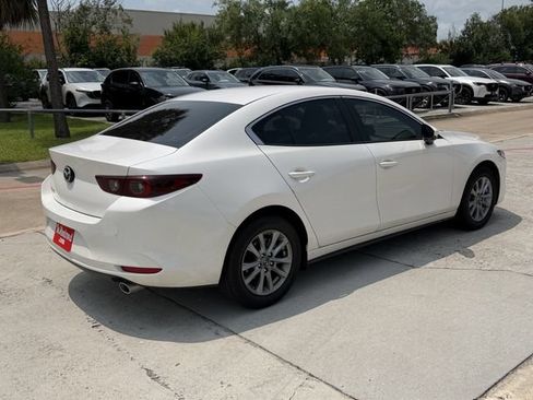 Certified 2026 MAZDA MAZDA3 s FWD image 5