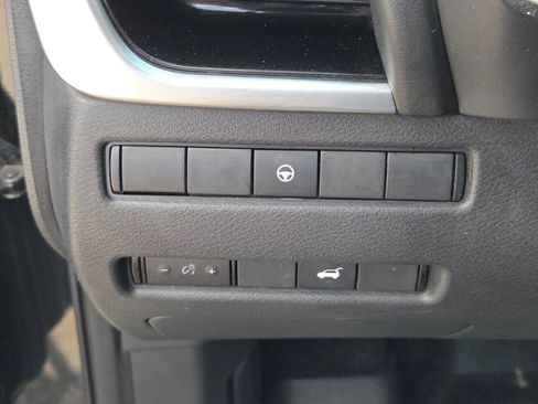 Used 2022 Nissan Rogue SL AWD/4WD image 25
