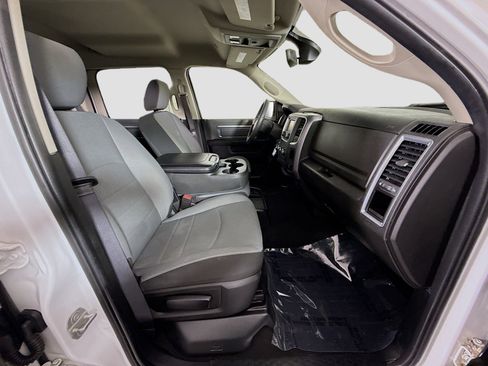 Used 2022 RAM 1500 Classic SLT w/ Protection Group image 28