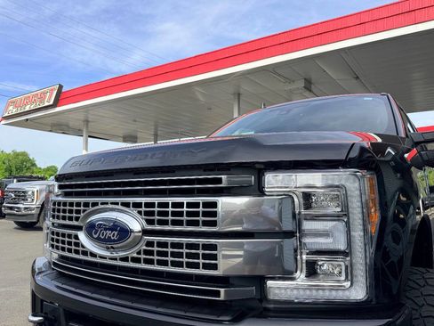 Used 2019 Ford F250 Platinum w/ Platinum Ultimate Package image 18