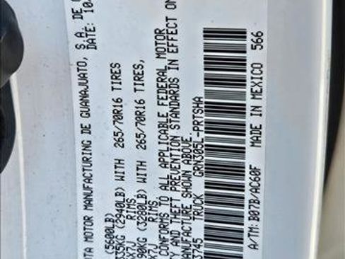 Used 2021 Toyota Tacoma TRD Off-Road w/ Technology Package image 15